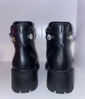 Steve Madden Chelsea Boots thumbnail 3