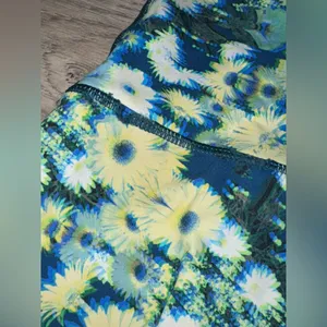 Offline By Aerie Trippy Retro High Waist Biker Shorts XS thumbnail 7