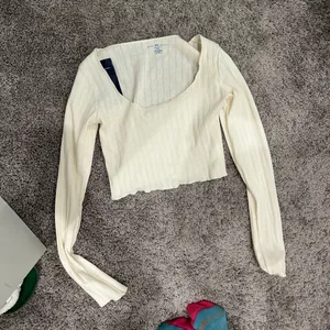 Brandy Melville Top thumbnail 3