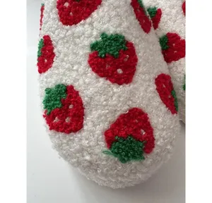 Kensie Sherpa Memory Foam Strawberry Print Slip On Slippers Women’s Size 8 thumbnail 6