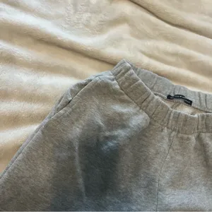 Brandy melville sweats thumbnail 3