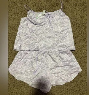 PINK - Victoria's Secret Lavender Floral Women's Sleepwear Set thumbnail 1