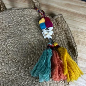 Zara Accessories Jute Woven Round Tote Bag Tassel Shell Charm Tan Boho Beach thumbnail 2