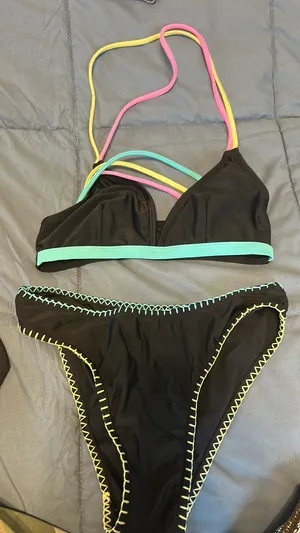 Black target bikini thumbnail 1