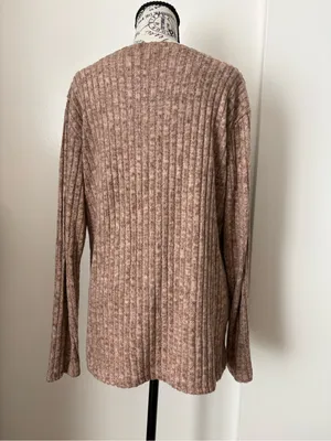 Cozy Ribbed Button-Side Women’s Top in Taupe thumbnail 3