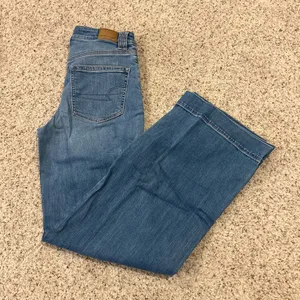 ‼️American Eagle Super High-Waisted Baggy Wide-Leg Jean‼️ thumbnail 1