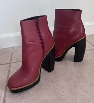 ALDO Burgundy Leather Platform Ankle Boots Y2K Chunky Heel 7.5 thumbnail 1