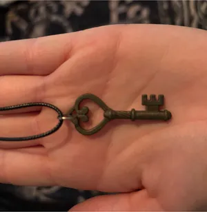 Pirate Key Necklace Black thumbnail 3