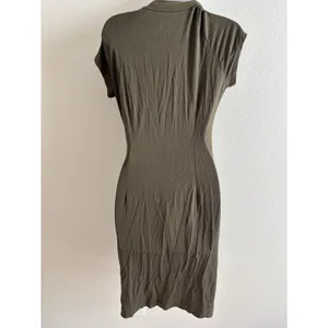 Carmen Marc Valvo‎ Olive Faux Leather Gold Grommets Wrap Dress Large thumbnail 2