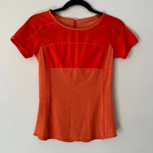 Lululemon Coral Orange Fast Track Short Sleeve Tee Athleisure Women's size 2 thumbnail 2