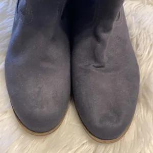 Boots long 16” color bluish/gray excellent condition see pictures size 8.5 thumbnail 4