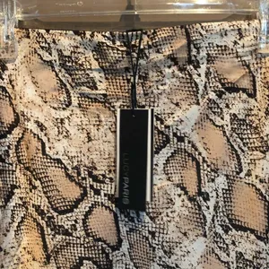 NWT LUCY PARIS Snake Print Midi Skirt Brown Large‎ thumbnail 3