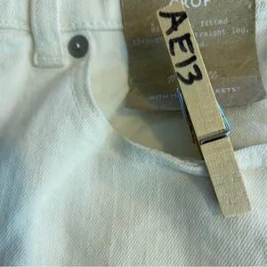 Madewell The '90s Straight‎ Crop Jeans Raw Hem in Tile White Size 23 NWT thumbnail 9