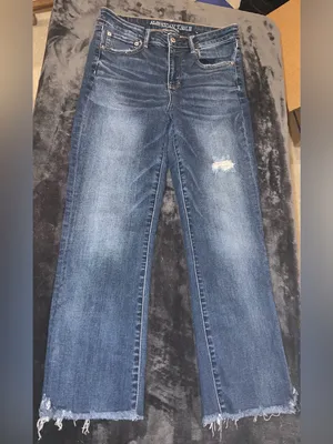 American Eagle High Rise Cropped Flare Jean Size 10 Long thumbnail 2