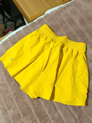 Lululemon shake it out high rise run short 2.5 thumbnail 3