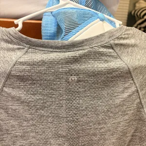 Lululemon Long Sleeve Swiftly Tech thumbnail 3