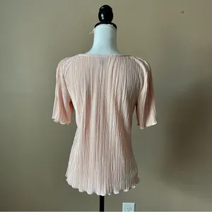 ANN TAYLOR | Baby Pink Crinkle Lettuce Hem Satin Blouse Sz M thumbnail 6