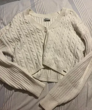 Hollister Crop Cardigan thumbnail 1
