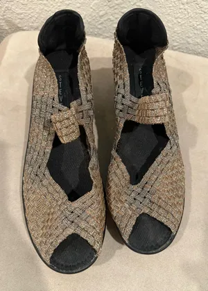 Steven by‎ Steve Madden Stylish Women's Woven Sandals Size 8..5 thumbnail 1
