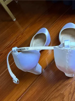 Benjamin Walk Dyeables Amanda Style White Satin Block Heel Closed Toe Pumps thumbnail 13