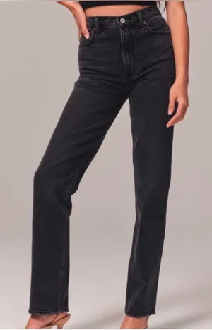 Abercrombie & Fitch Ultra High Rise 90s Straight Jean Black Size 27 / 4 thumbnail 1