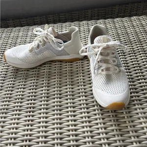 Olukai‎ Wailuku Athletic Sneakers 7 athleisure running outdoors hiking travel thumbnail 2