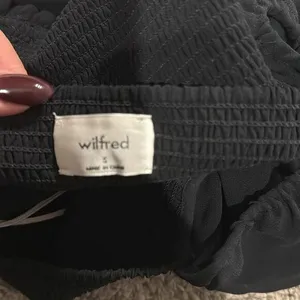 Aritzia Wilfred Women’s S Temptest Smocked Chiffon Mini Dress‎ Black Whimsigoth thumbnail 3