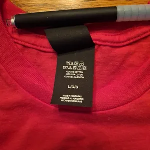 Home Grown Georgia Bulldogs Tshirt Hanes size L Red NWT Unisex 100%‎ USA Cotton thumbnail 4