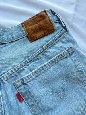 Levi’s 501 Button Fly Cotton High Rise Denim Shorts Size 28 thumbnail 8