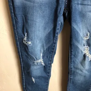 Encore Distressed Raw Hem‎ Skinny Jeans thumbnail 2