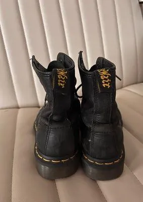 Dr. Martens Leather Boots Lace-Up thumbnail 2