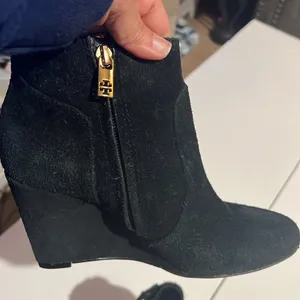 Tory Burch, Milan suede black ankle boots women’s size 6 thumbnail 10