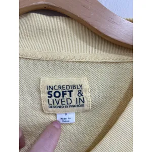 Pink Rose Yellow V Neck Sweater S Soft Relaxed Cozy‎ Lived In Casual Chic thumbnail 3