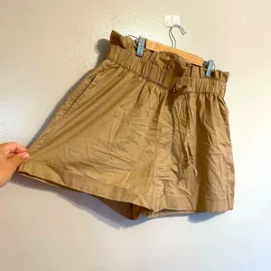 Ci Sono 𝅺 Tan High Waisted Shorts thumbnail 8