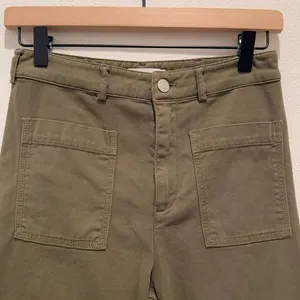 A.L.C. Frank Wide Leg Sailor Pants in Army Green Cropped size 0 thumbnail 8