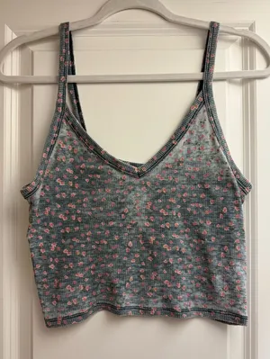 American Eagle Outfitters Top thumbnail 1