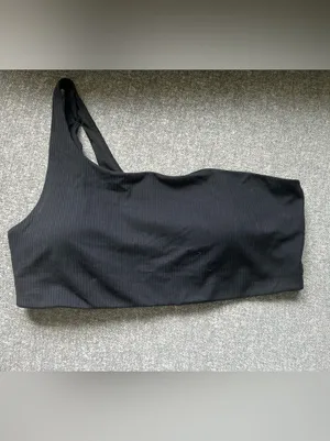 lululemon athletica Asymmetrical One-Shoulder Sports Bra - Black EUC size 10 thumbnail 2