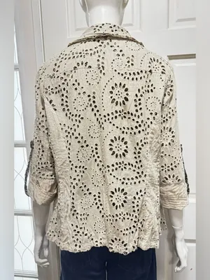 Alberto Makali Eyelet Cotton Embroidered Button-Front Jacket in Cream C-28 thumbnail 3