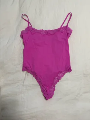 SKIMS Fits Everybody Lace Cami Bodysuit thumbnail 3