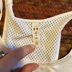 UNDER ARMOUR WHITE MESH ATHLETIC TANK thumbnail 2