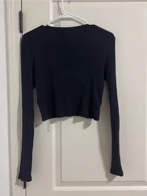 Brandy Melville navy Ribbed Notch-Neck Long Sleeve Crop Top thumbnail 3