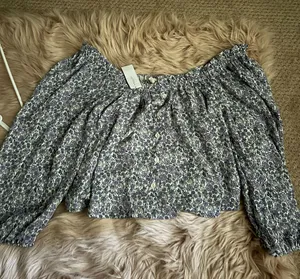 Outfitters Floral Blouse thumbnail 1