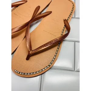 Havaianas Slim Flip Flops Rose Gold with Diamond-like stones embedded size 7/8 thumbnail 2