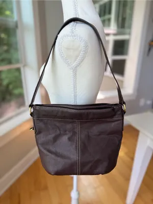 Vintage 90’s Croft & Barrow Brown Leather Shoulder Bag with Contrast Stitching thumbnail 12
