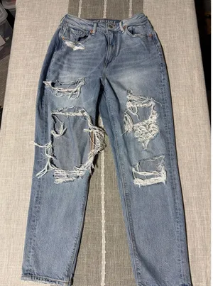 American Eagle Outfitters‎ Womens Jeans Highest Rise Mom Jean Distressed Size 6 thumbnail 1