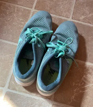 Nike Running Shoes thumbnail 1