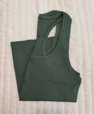 Lululemon Swiftly Tank Tech thumbnail 1