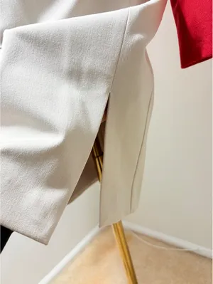 Express Women's Beige Pencil Skirt with Gold and Black Belt Detail, Size 8 thumbnail 5