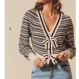 SO Me Ribbon Button Crop Cardigan Black thumbnail 3