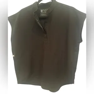 FIGS Technical Collection Black Top thumbnail 3